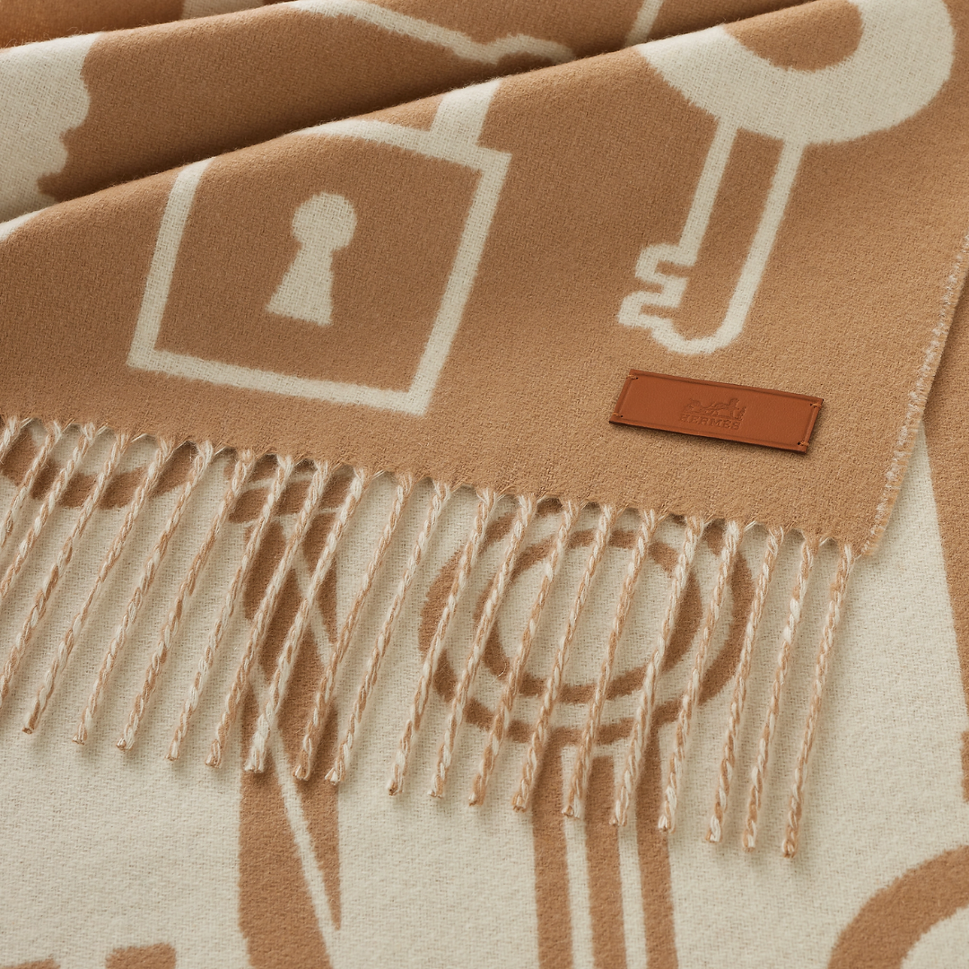 CLS Casaque Porte-Clefs scarf camel _ blanc (2)