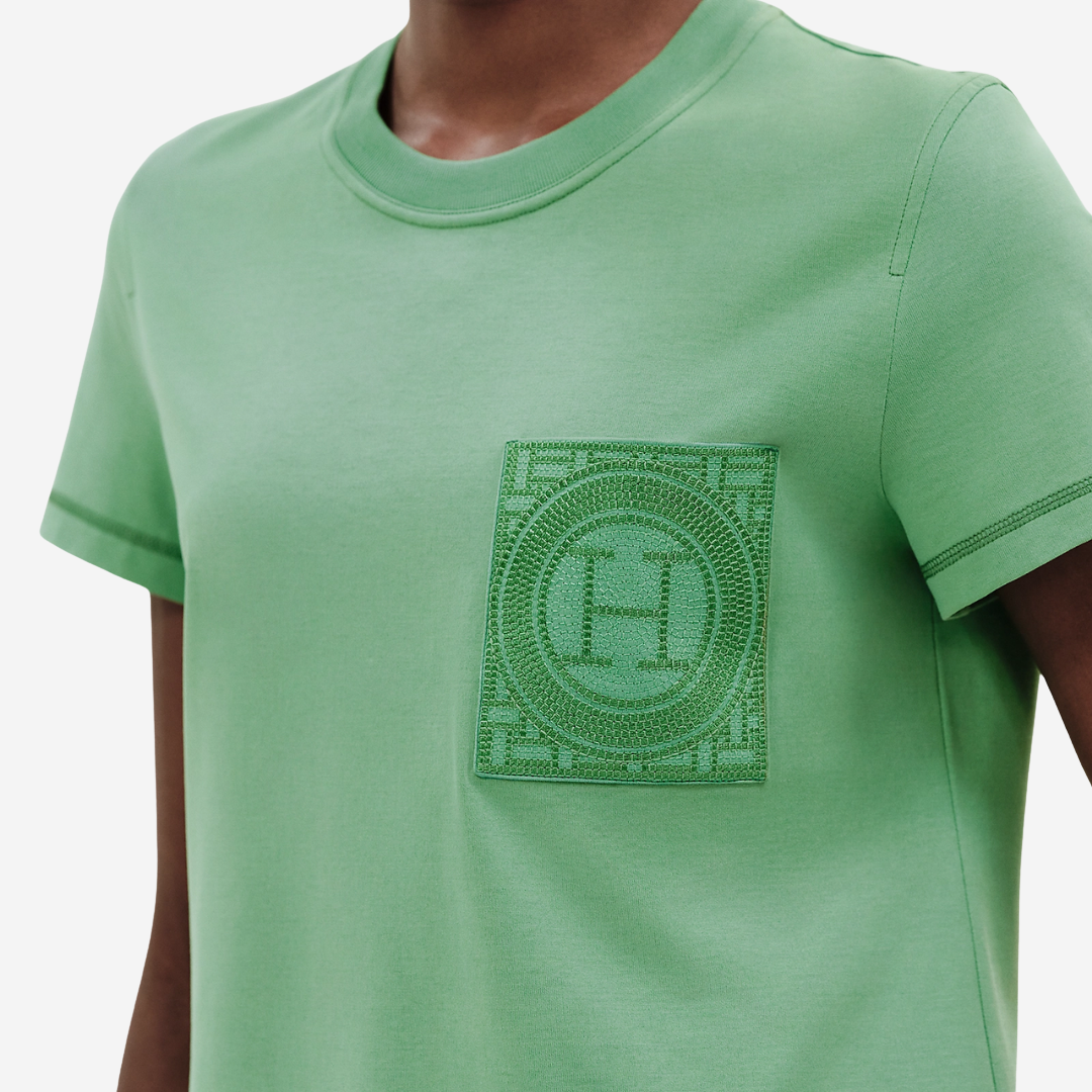 CLS Embroidered pocket t-shirt Vert Opaline (2)