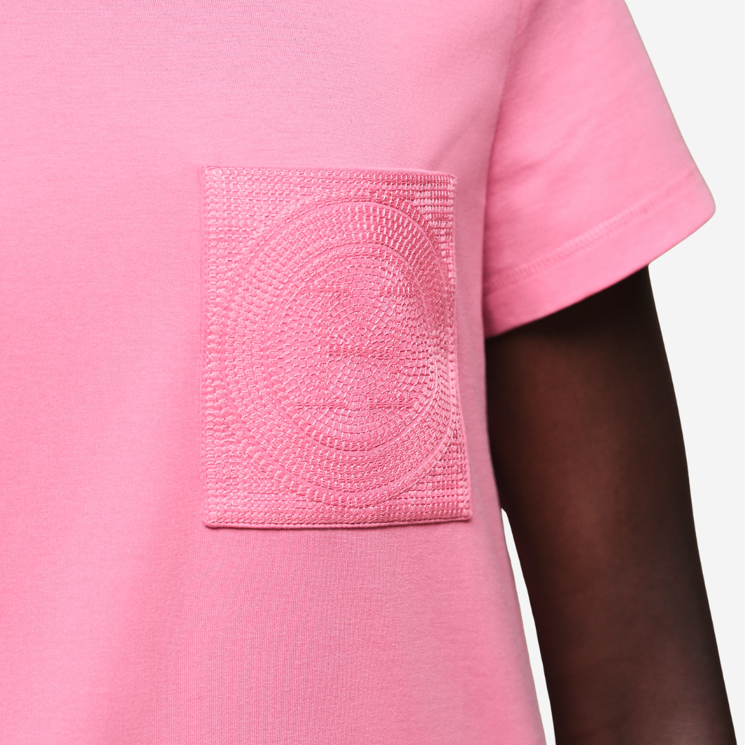 CLS Embroidered pocket t-shirt Rose Bonbon (2)